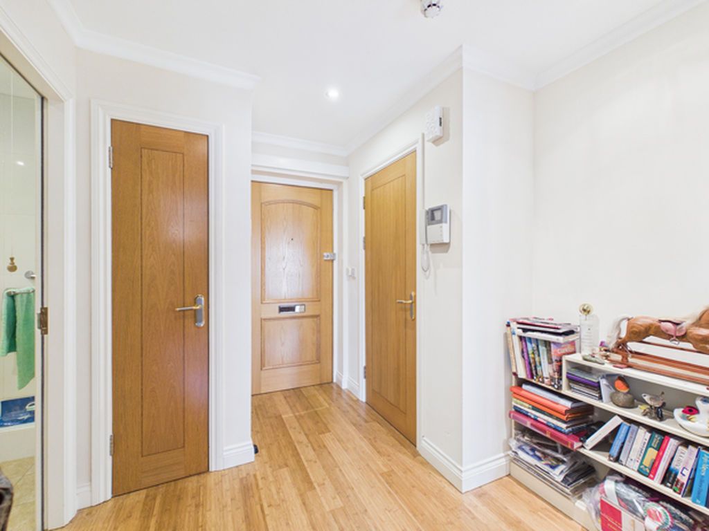 Property photo 3 of 30 Photo 16