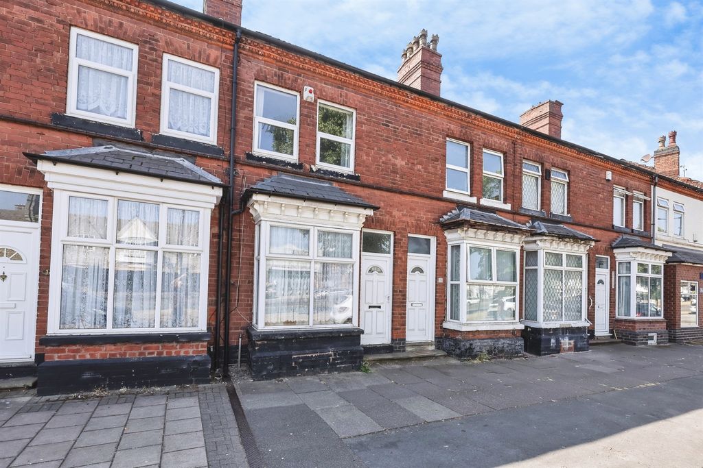 Property photo 2 of 19