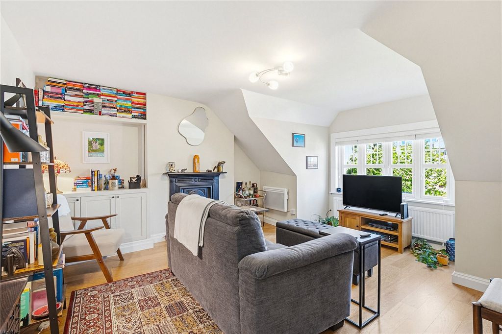 Property photo 1 of 17 Picture No. 02