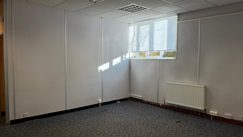 Property photo 3 of 16 14.Jpeg