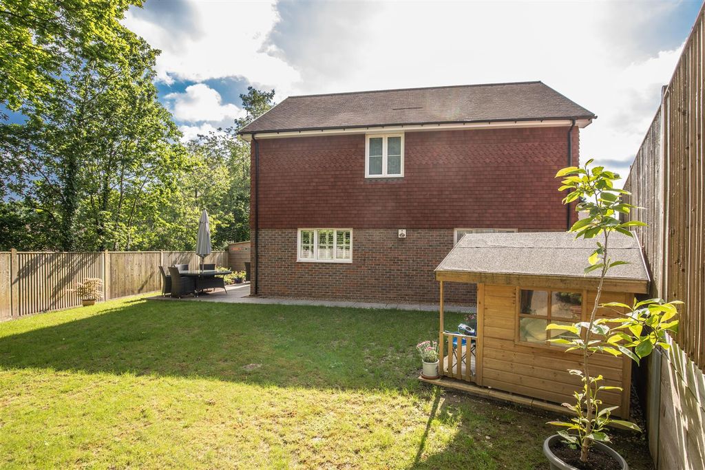 Additional image 22 of 5 bed detached house for saleParkside Close, Heathfield TN21