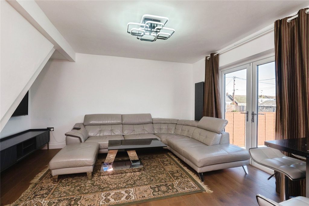 Property photo 3 of 19 Living Area