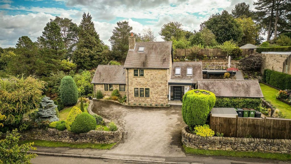 Property photo 1 of 30 Quarry Bank House 17.Jpg