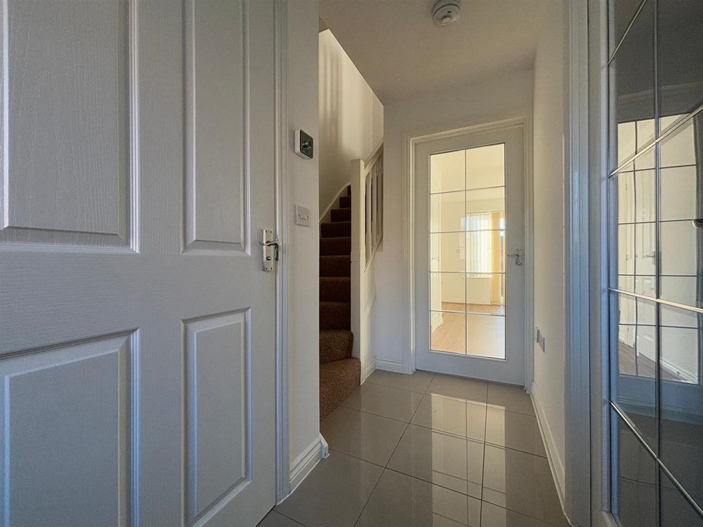 Property photo 2 of 17 Img-20251117-Wa0042.Jpg