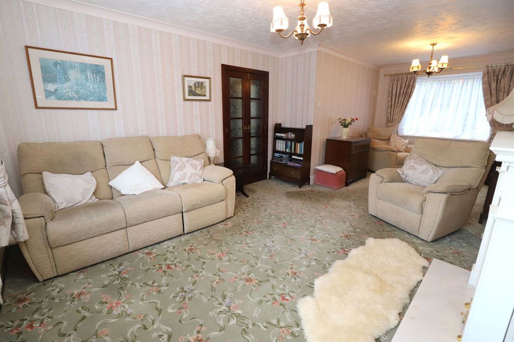 Property photo 3 of 30