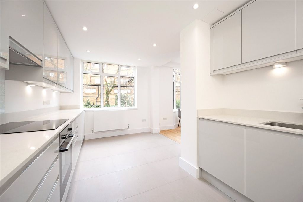 Property photo 2 of 15 Picture No. 08