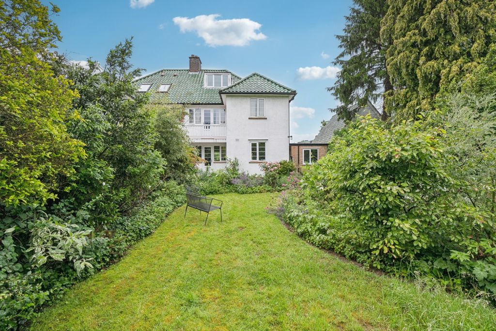 Property photo 3 of 19 5143965