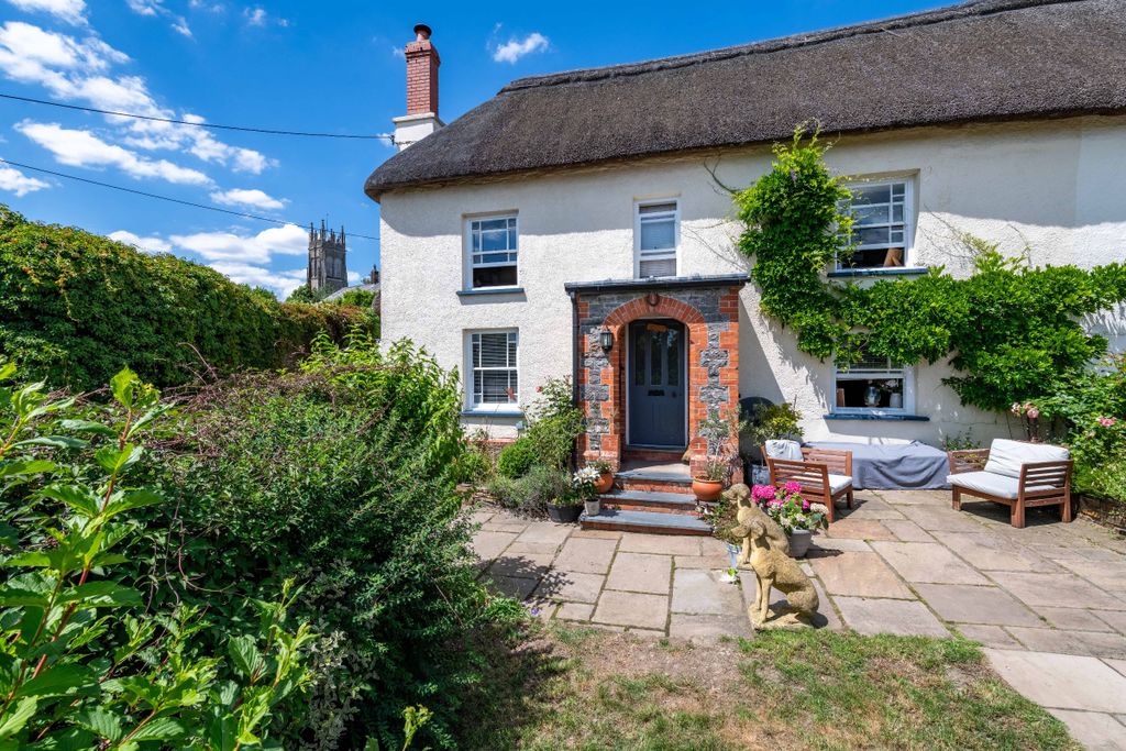 Property photo 1 of 24