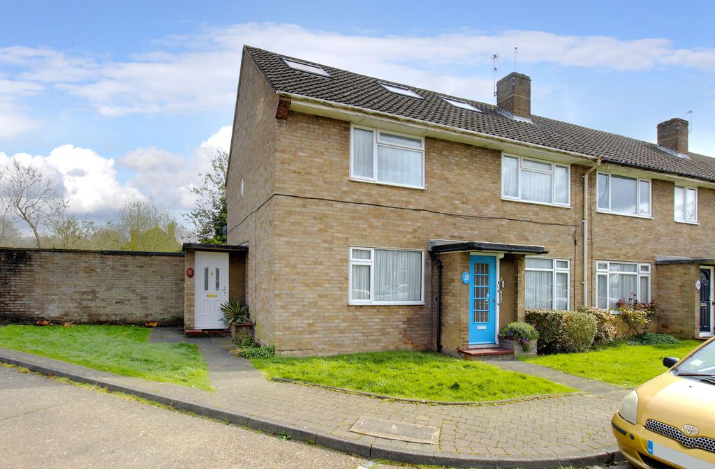 Property photo 1 of 28
