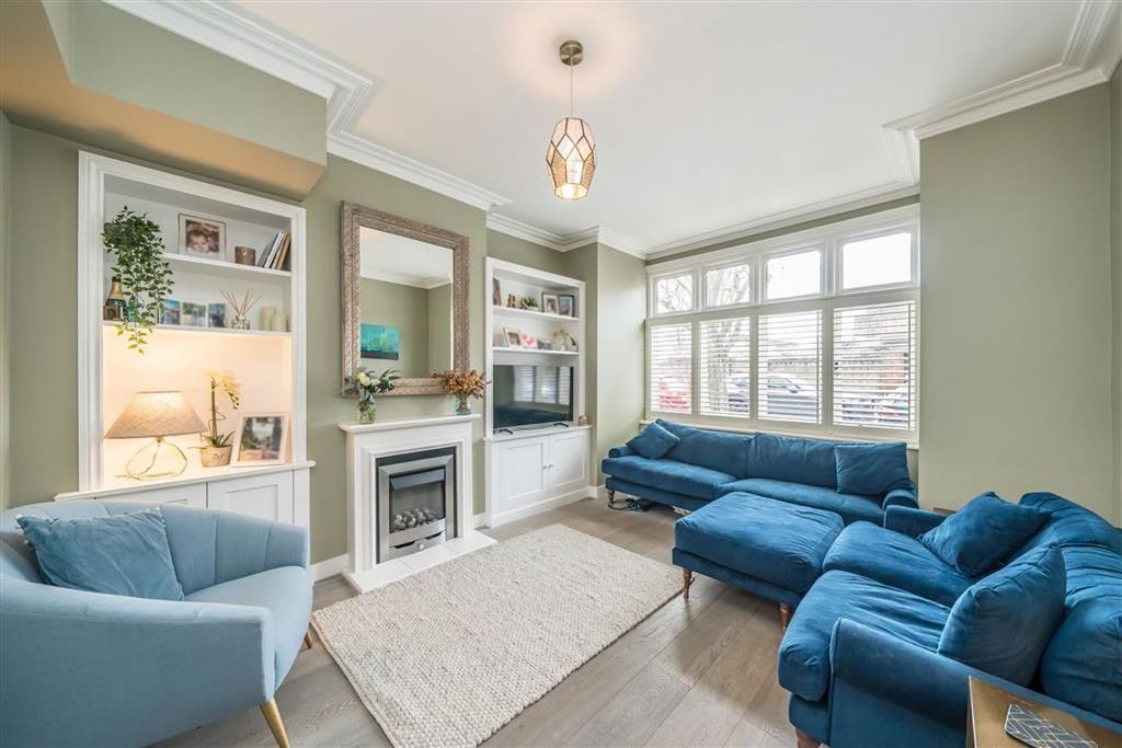 Property photo 2 of 9