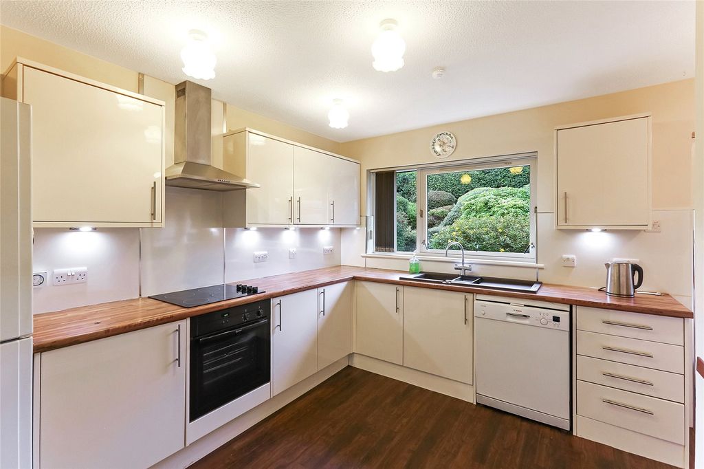 Property photo 3 of 17 Picture No. 05