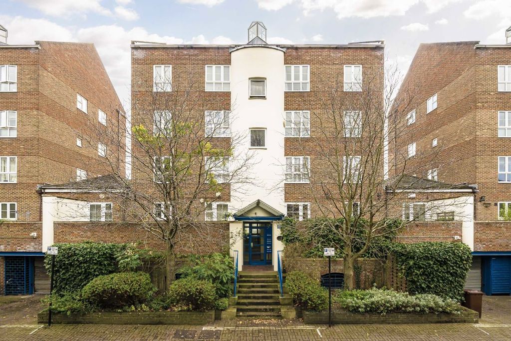 Property photo 1 of 15