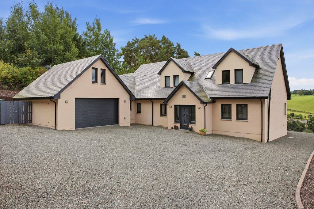 Property photo 1 of 42 Picture No. 13
