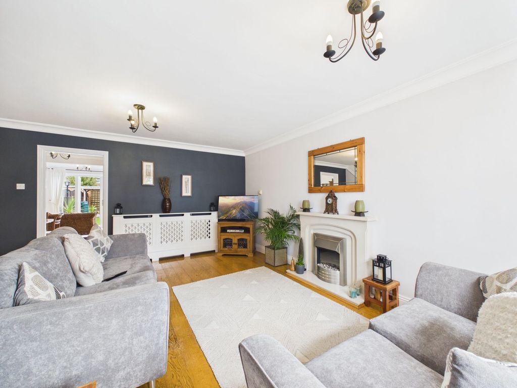 Property photo 2 of 22