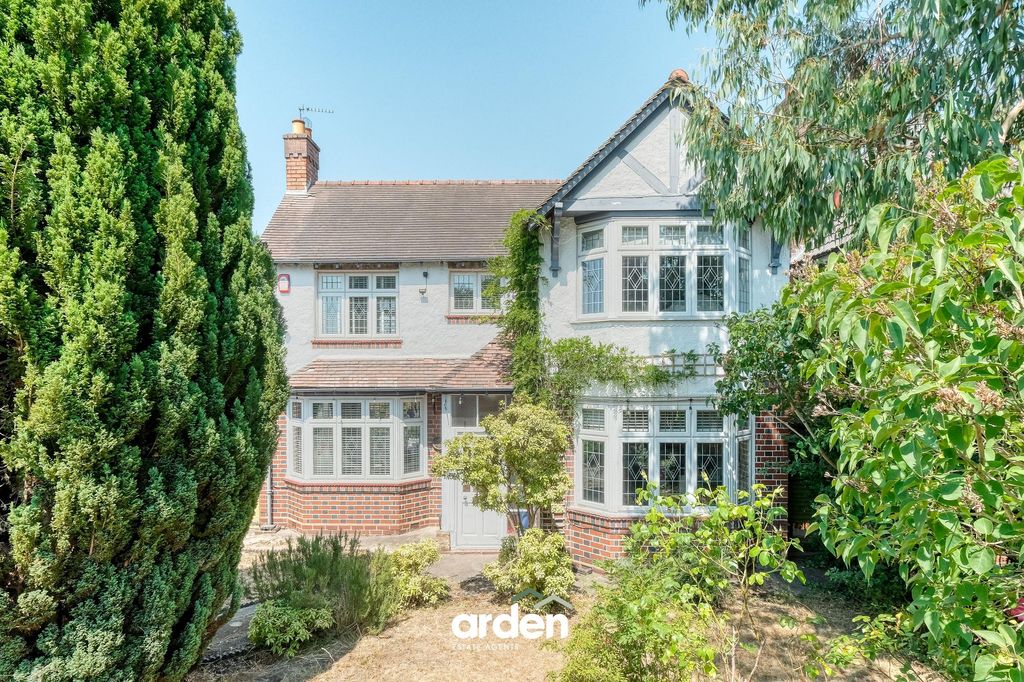 Property photo 1 of 17