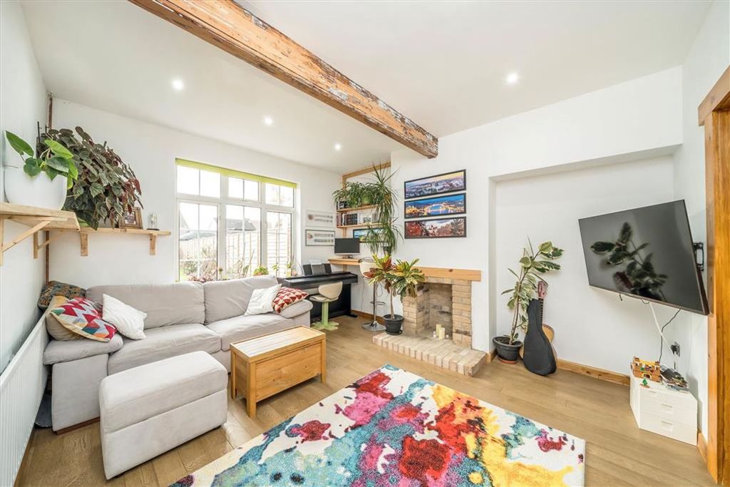 Property photo 3 of 8