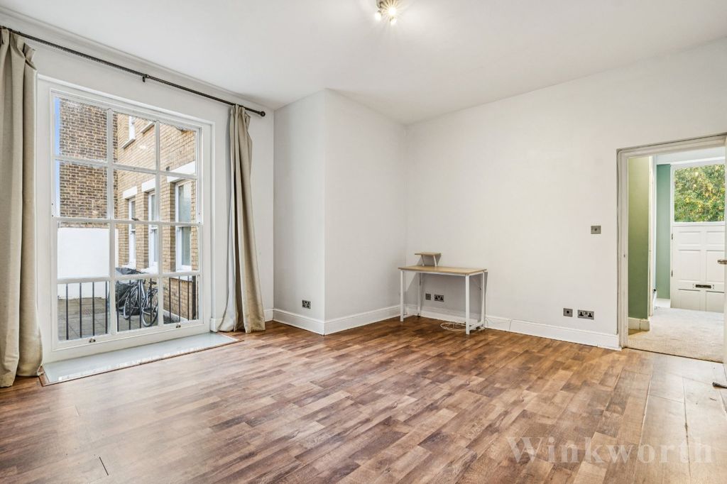 Property photo 3 of 13 Picture No. 06