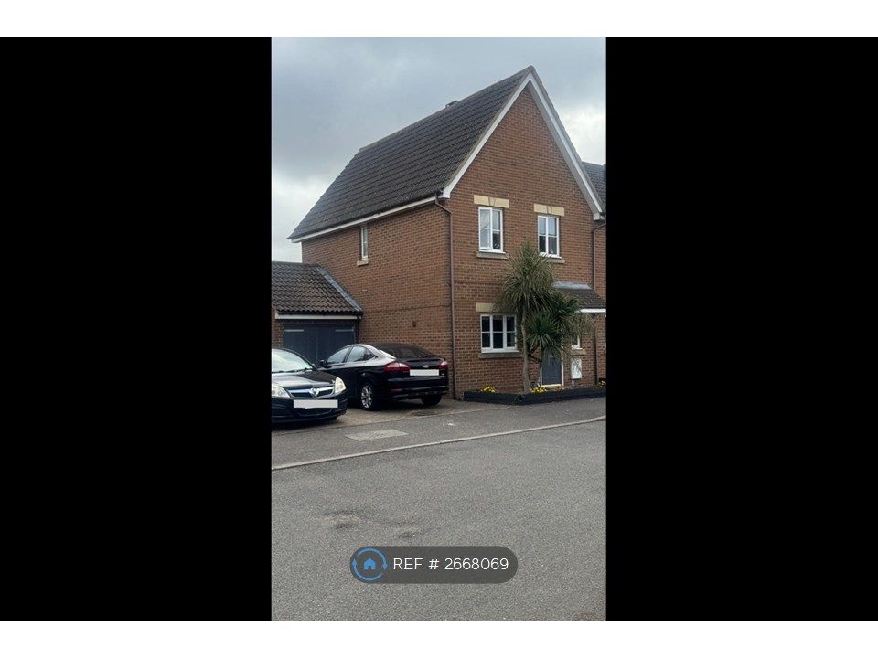 Property photo 2 of 11