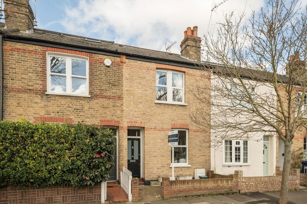 Property photo 1 of 7