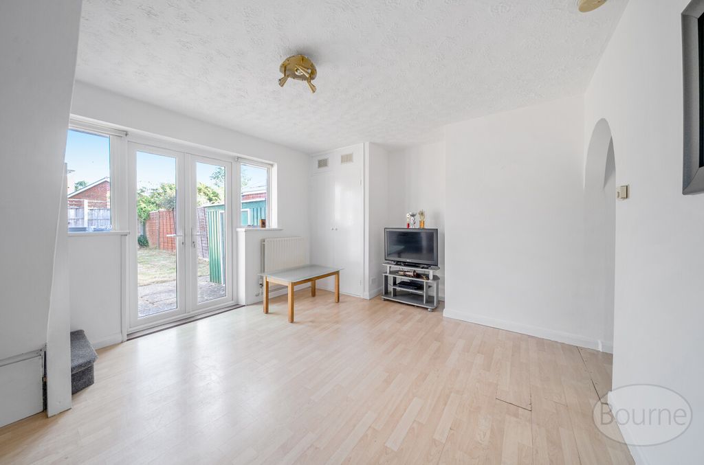 Property photo 2 of 21 83F195De-6426-43c...