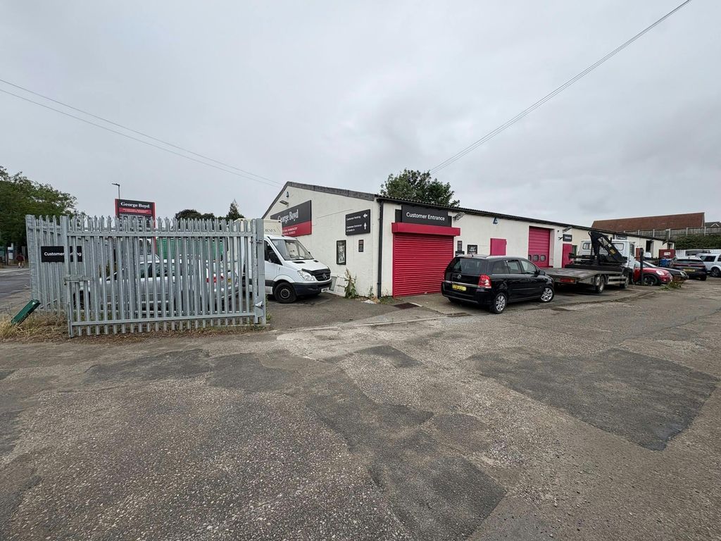 Property photo 1 of 6 Front Page.Jpg