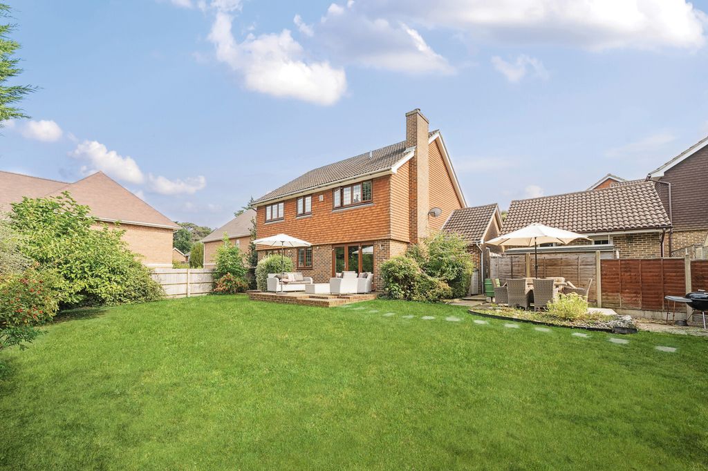 Property photo 2 of 13