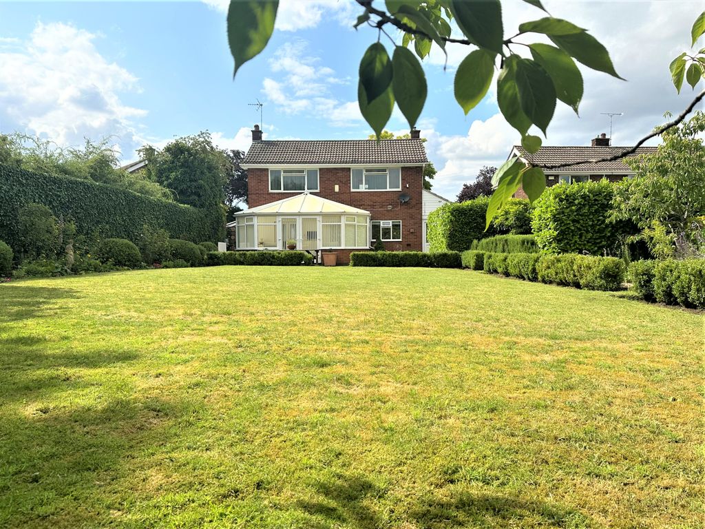 Property photo 2 of 25