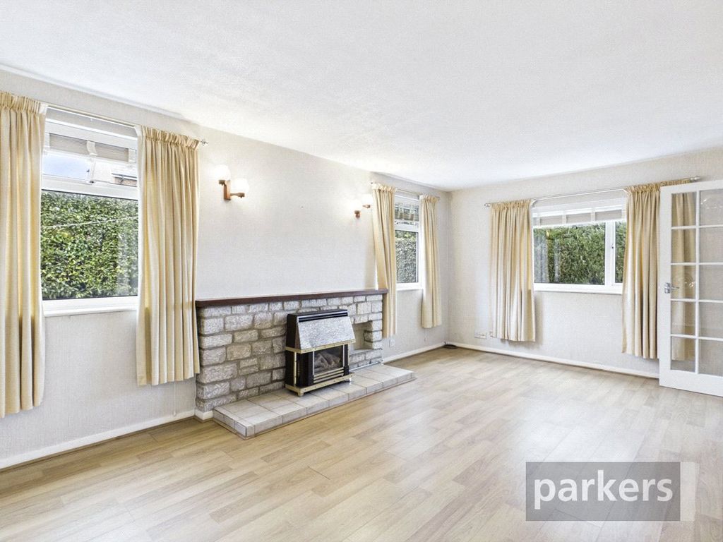 Property photo 3 of 32 Picture No. 55