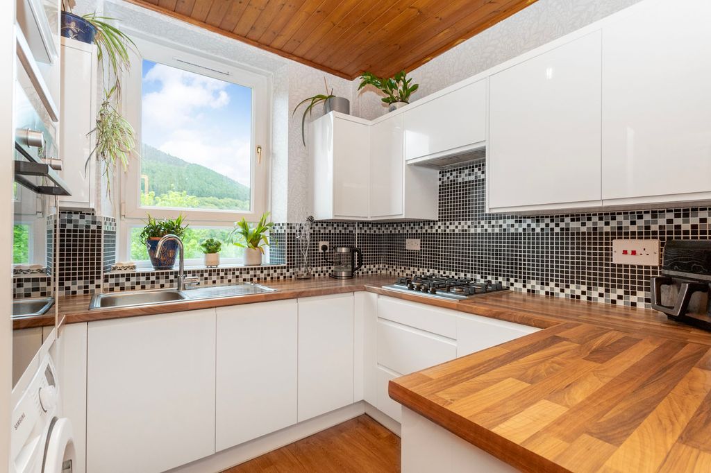 Additional image 4 of 2 bed flat for sale6 Peebles Road, Walkerburn EH43