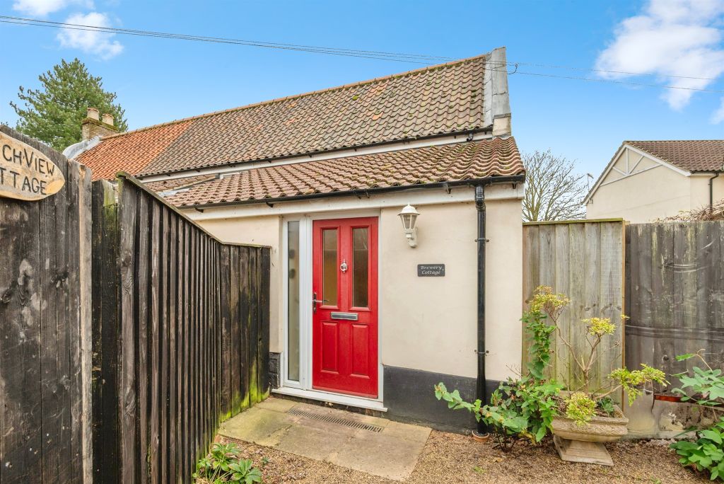 Property photo 2 of 18