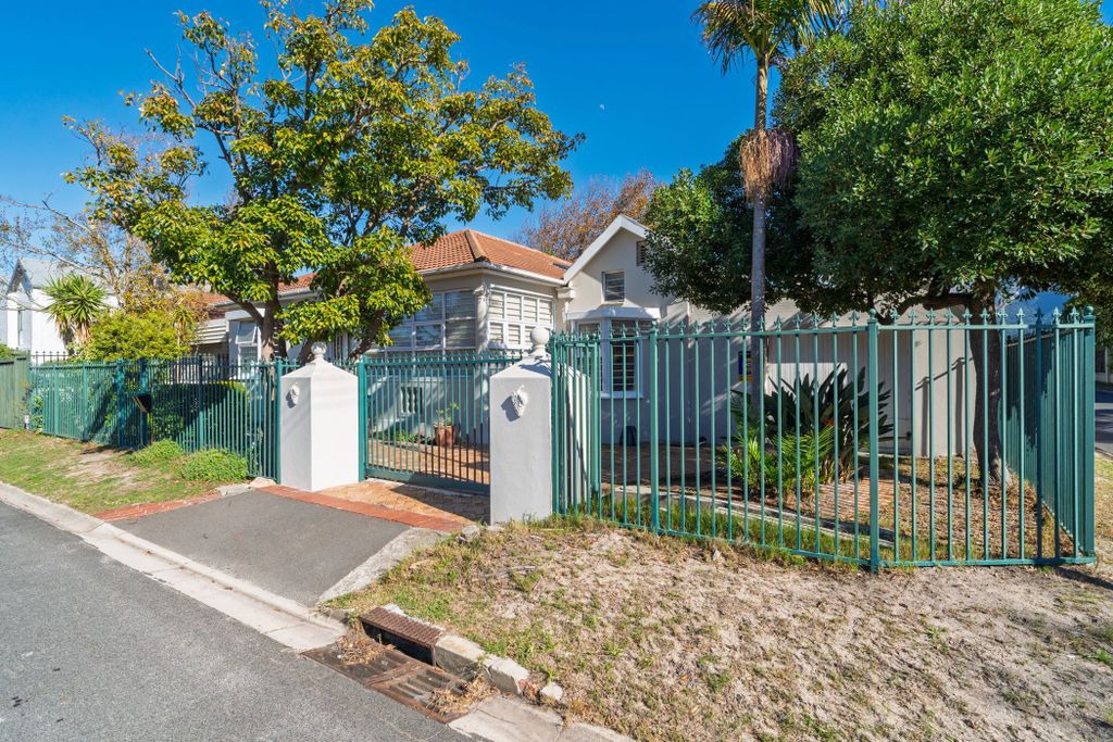 Property photo 1 of 30 Kw1739536