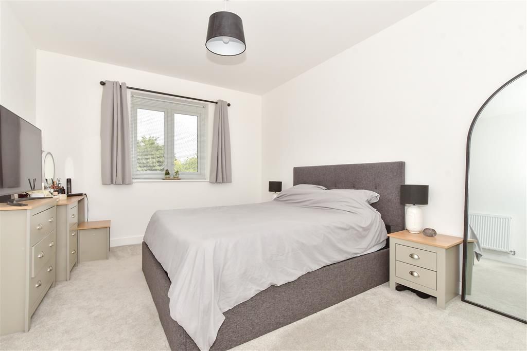 Property photo 1 of 12 Bedroom 1
