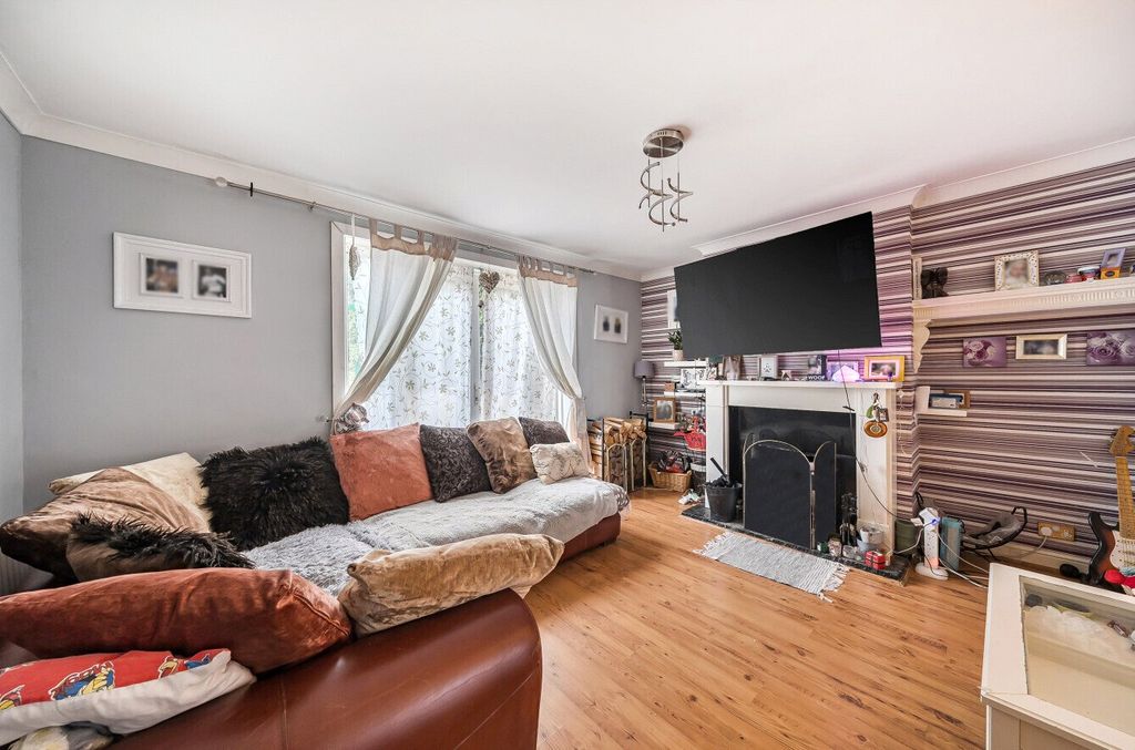 Property photo 2 of 19 Picture No. 47