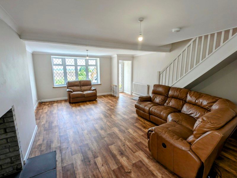 Property photo 3 of 9 Dining Room