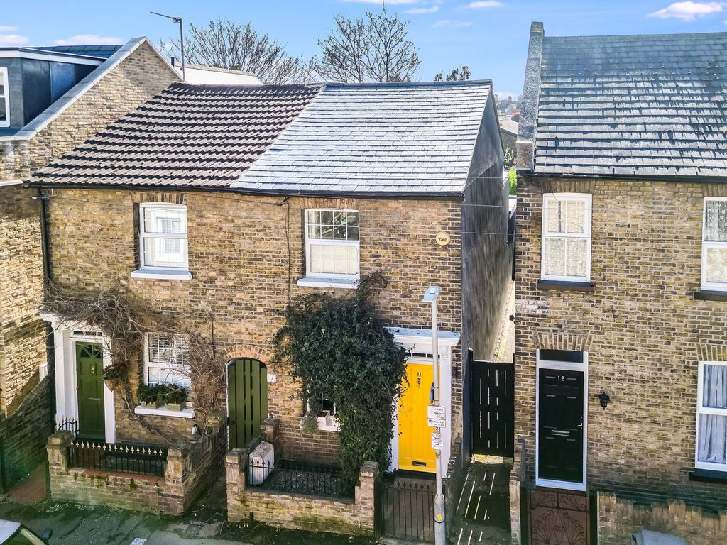 Property photo 1 of 22