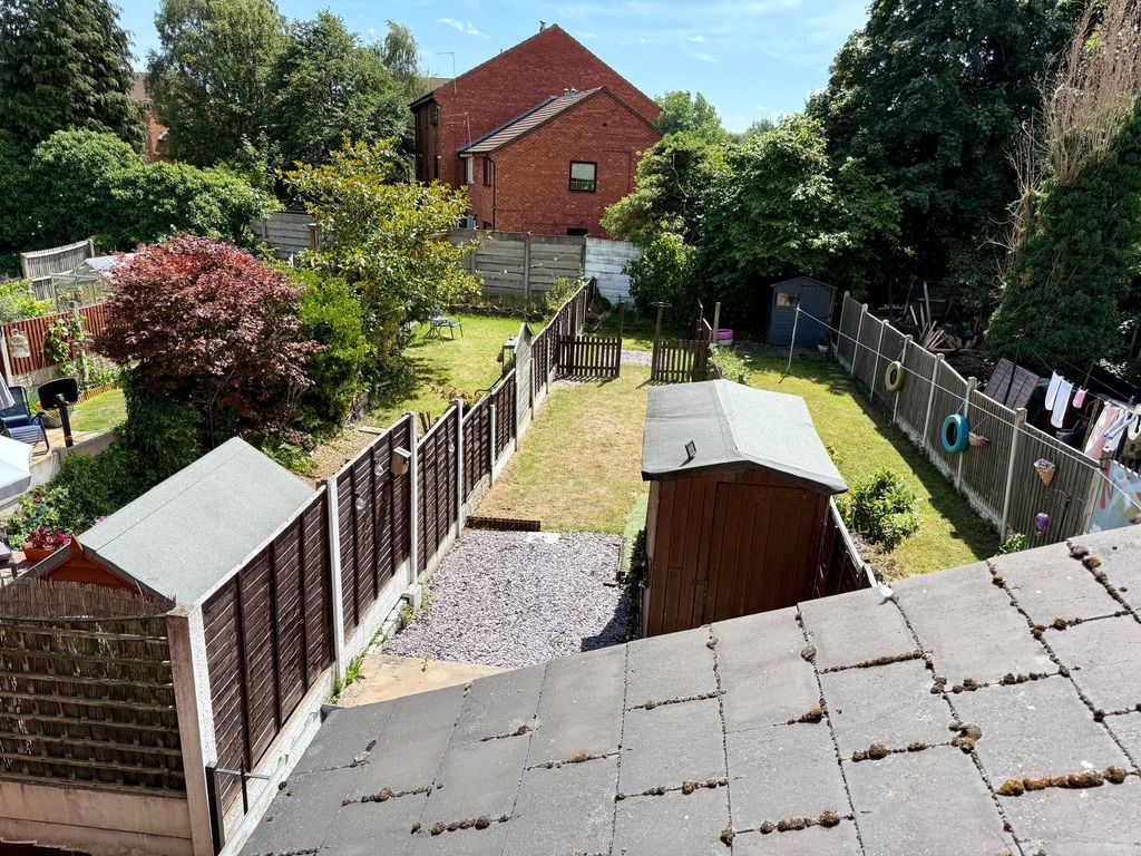 Property photo 2 of 23