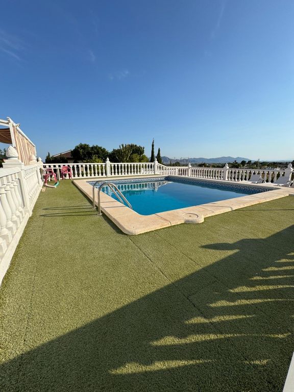 Property photo 3 of 47