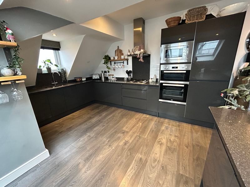 Property photo 3 of 38 Photo 3