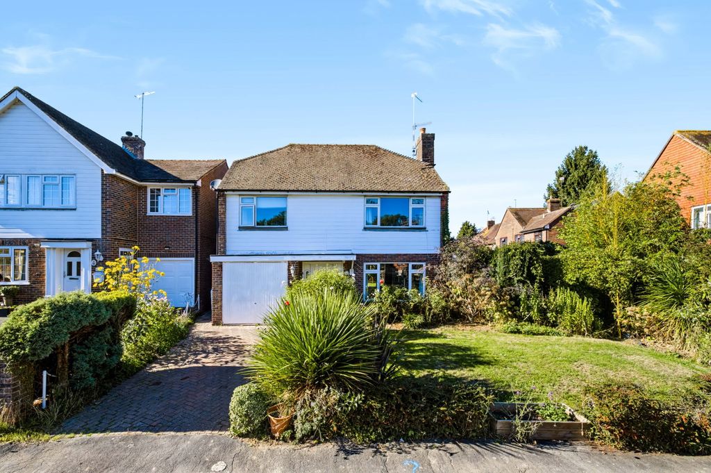 Property photo 1 of 18