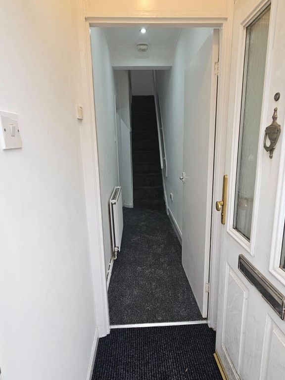 Property photo 2 of 19 Photo 4