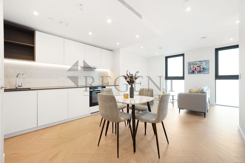 Property photo 2 of 22 Open Plan