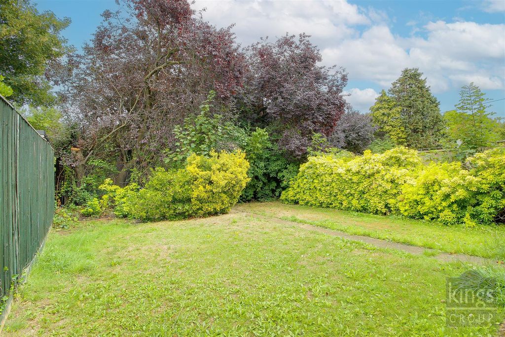 Property photo 3 of 18