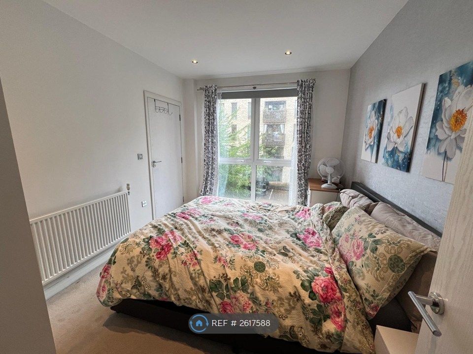 Property photo 2 of 9
