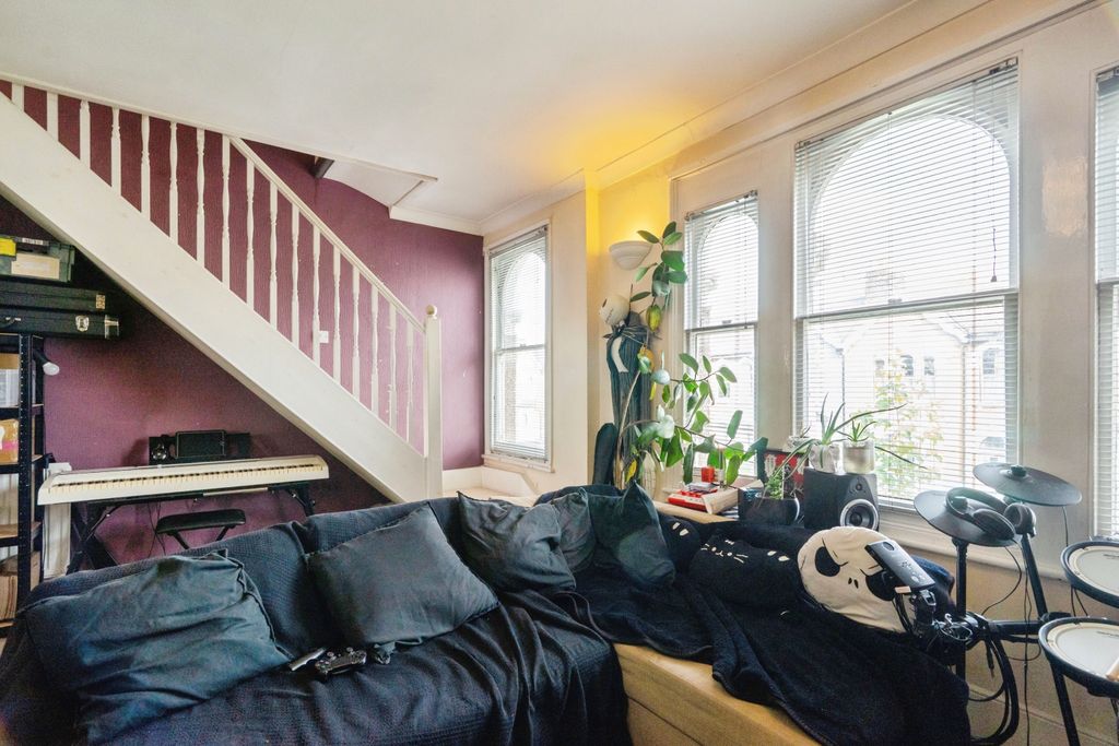 Property photo 1 of 19 Photo #1