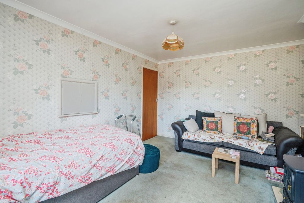 Property photo 3 of 14 Pbox-Img.Jpg