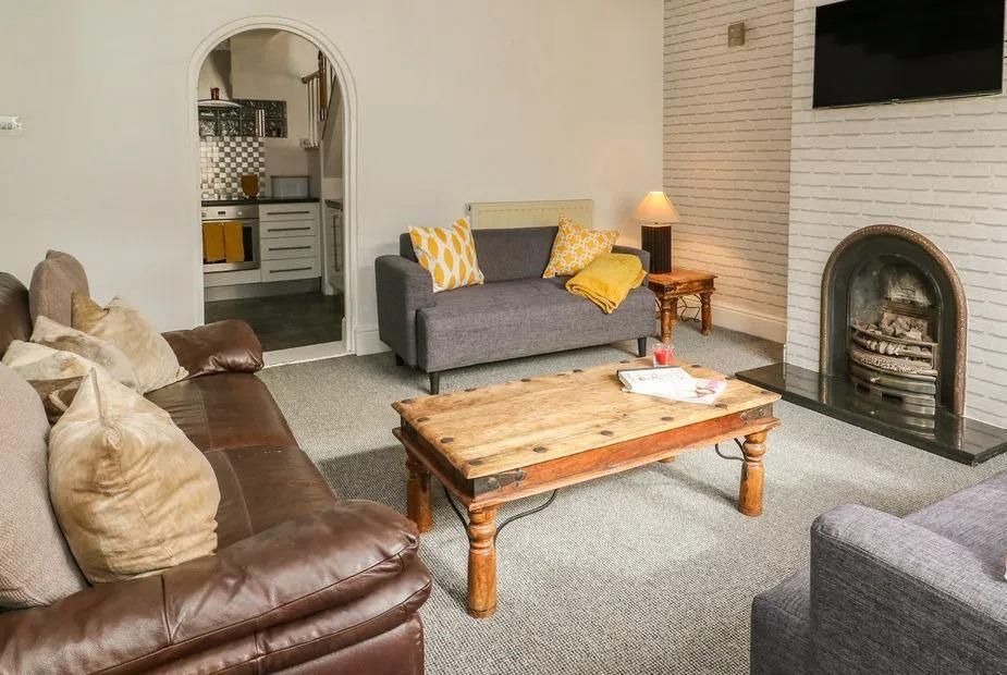 Property photo 2 of 13 10Ms 11.Jpg