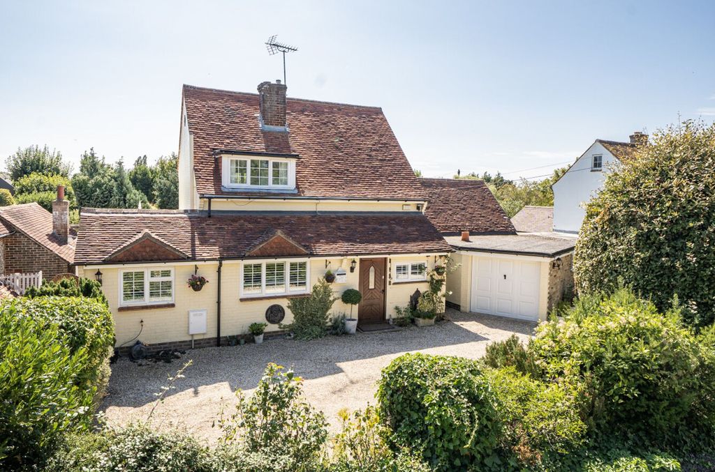 Property photo 1 of 32