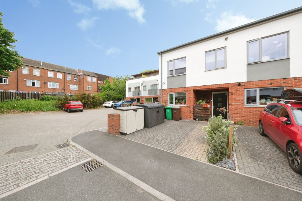 Property photo 1 of 20 Img_6037