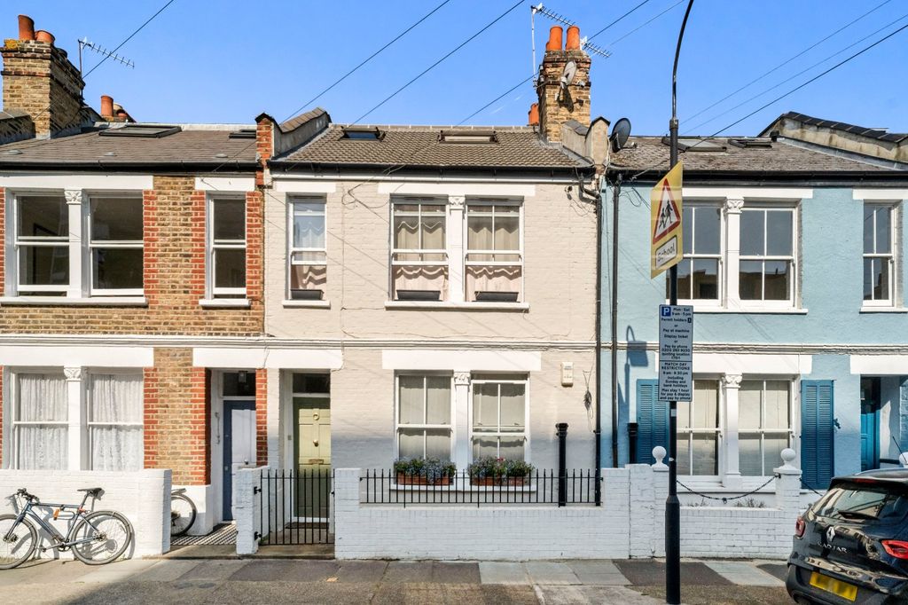 Property photo 1 of 8