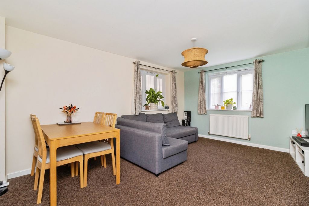 Property photo 2 of 15 Pbox-Img.Jpg